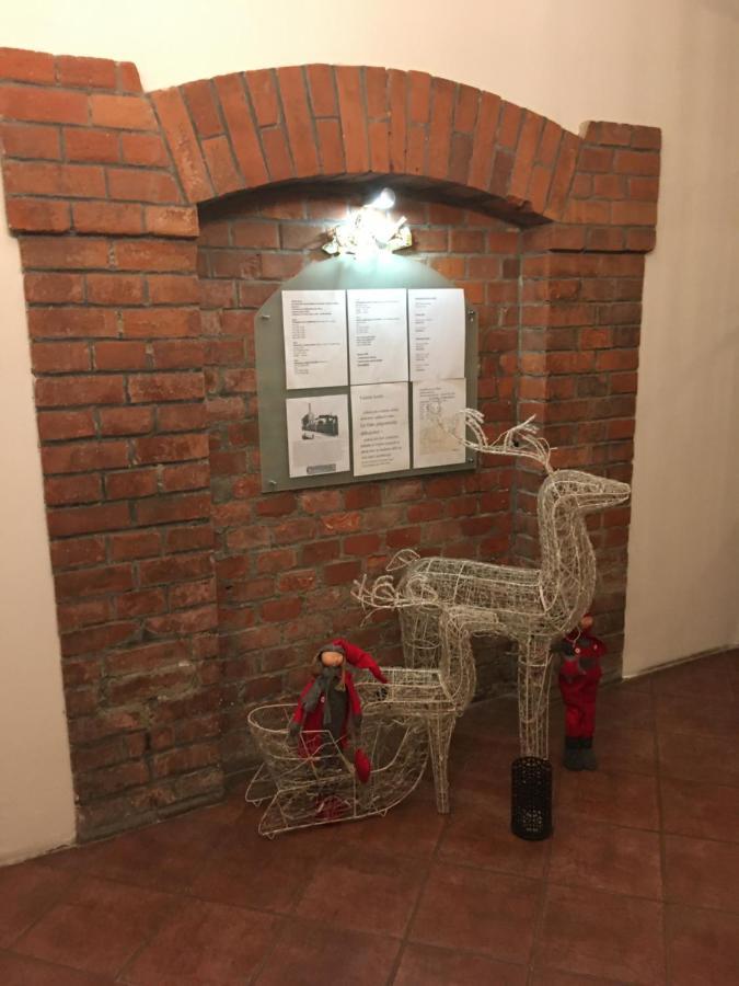 Penzion A Pivnice Varna Велка-Быстршице Экстерьер фото